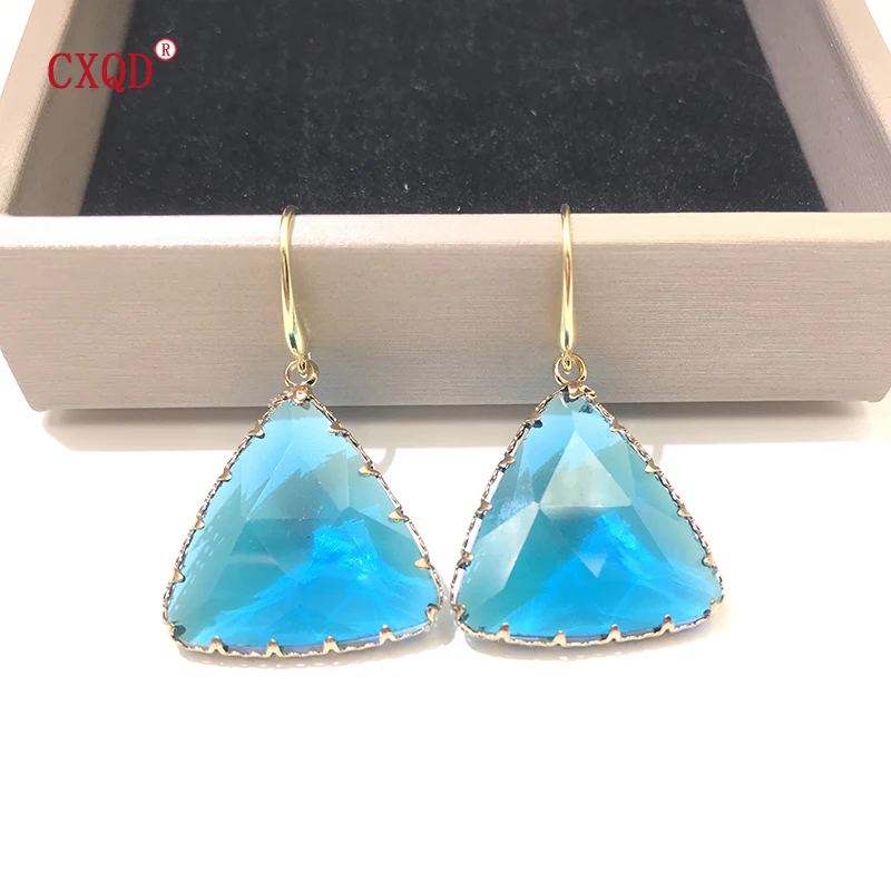 Fashion Simple Big Triangular Multicolor High Quality Earrings for Women Shiny Luxury Charm Clear Glass Jewelry Accessories Gift