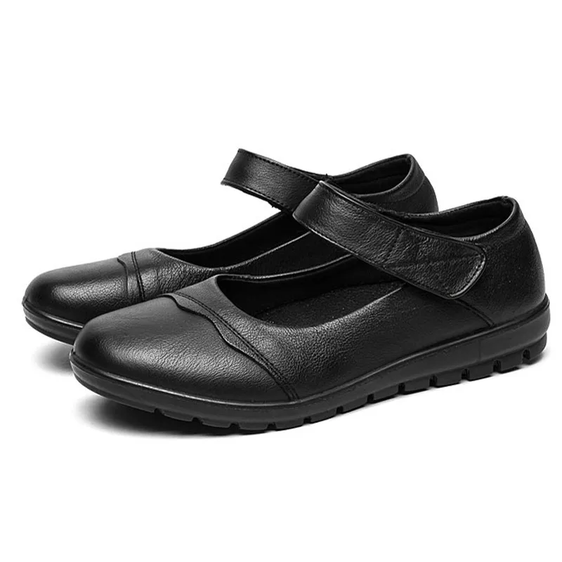 Mocassini da donna Primavera Pu Pelle Comfort Scarpe piatte da madre Calzature slip-on Calzature femminili di moda Zapatos De Mujer Taglie forti