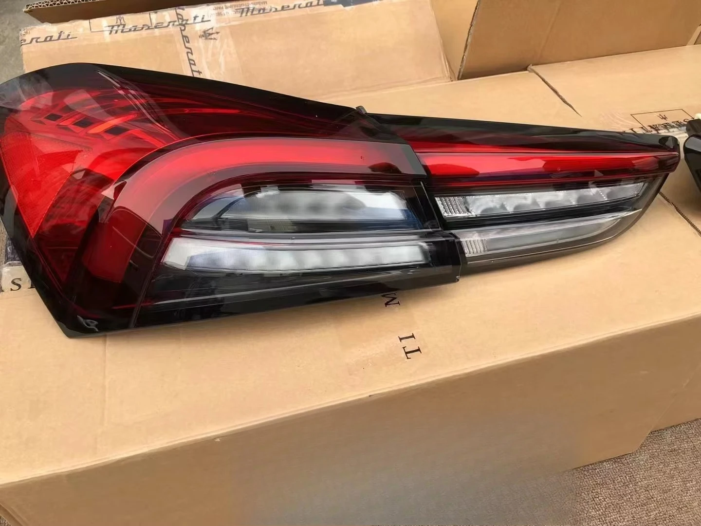 

Car Original Led Taillight Rear Light Car Led Light forMaserati Ghibli