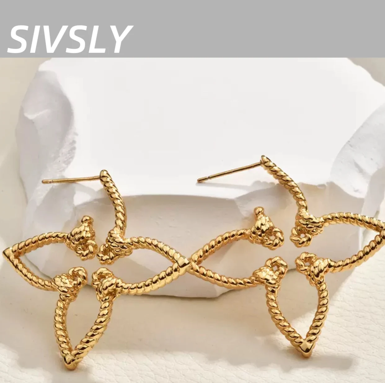 

Hot-selling French filigree braid flower earrings in Europe and America, exaggerated, high-end, luxurious, golden earrings