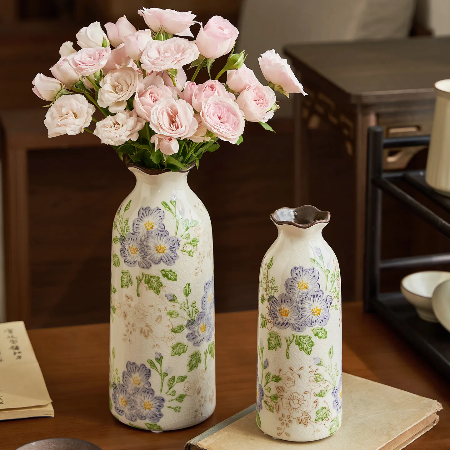 New Ceramic Vase for Elegant Flower Arrangements and Hydroponics—Living Room, B&B, Hotel, and Entryway Decor—Vintage Ornament