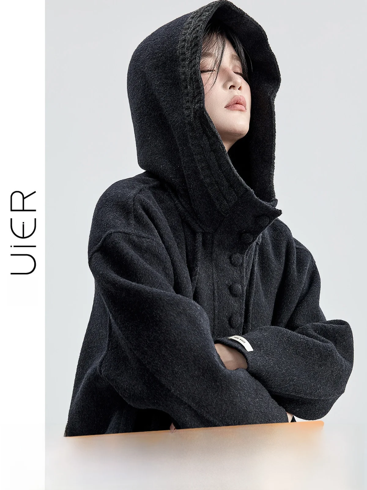 

Двустороннее шерстяное пальто с капюшоном для женщин, свободный крой, зимняя модная верхняя одежда от Guier, новая коллекция 2025 года