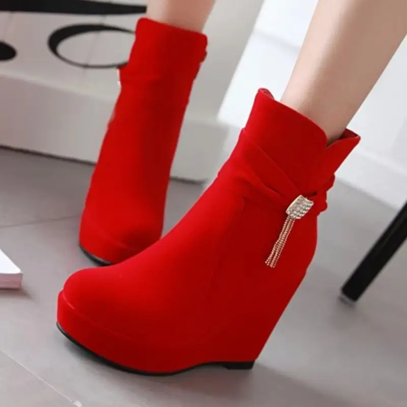

Черные, красные женские ботильоны на танкетке, удобные осенне-зимние короткие ботинки на платформе, обувь на танкетке и высоком каблуке, обувь для вечеринок, танцевальная обувь