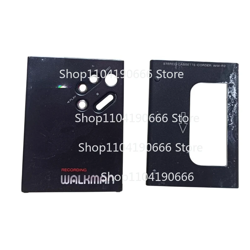 

Передний и задний внешние корпуса – оригинальные б/у запчасти для Walkman WM-2 R2