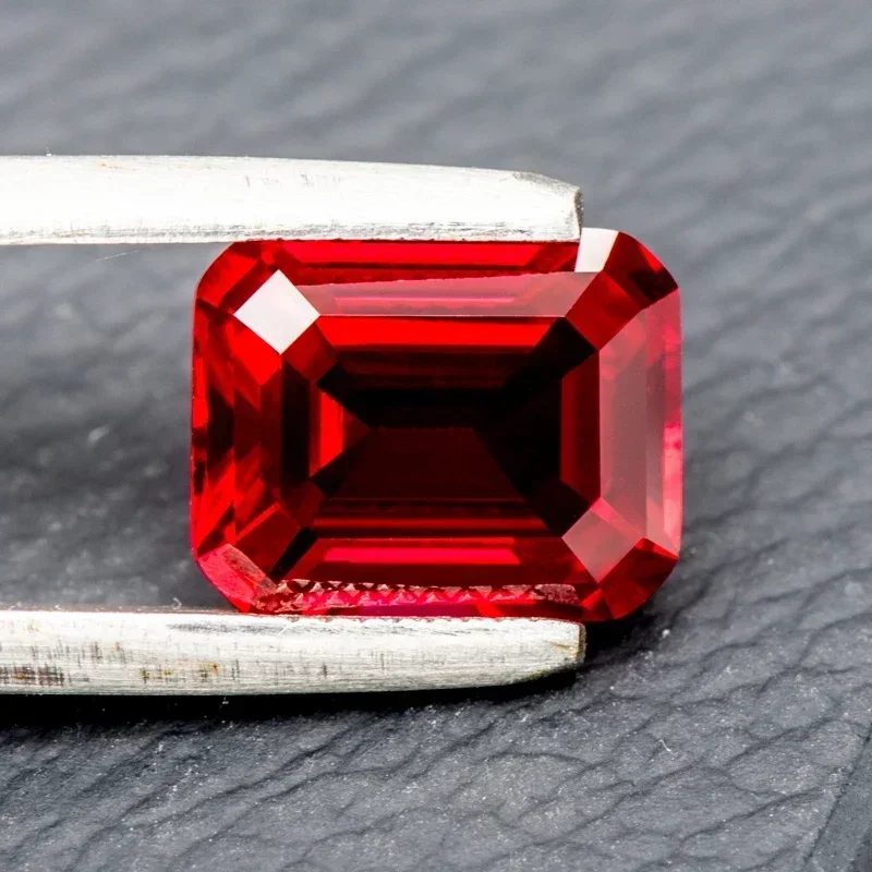 

Pigeon Blood Color Laboratory Ruby Emerald Cut VVS1 Artificial Gemstone DIY Ring Necklace Earrings Main Materials with Certifica