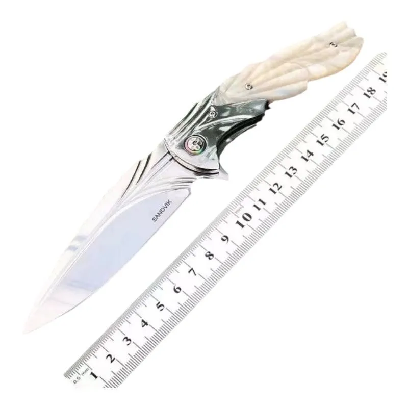 Larks exquisite styling folding knife Gift knife camping mountaineering multifunctional sharp knife bread slicing knife fruit kn