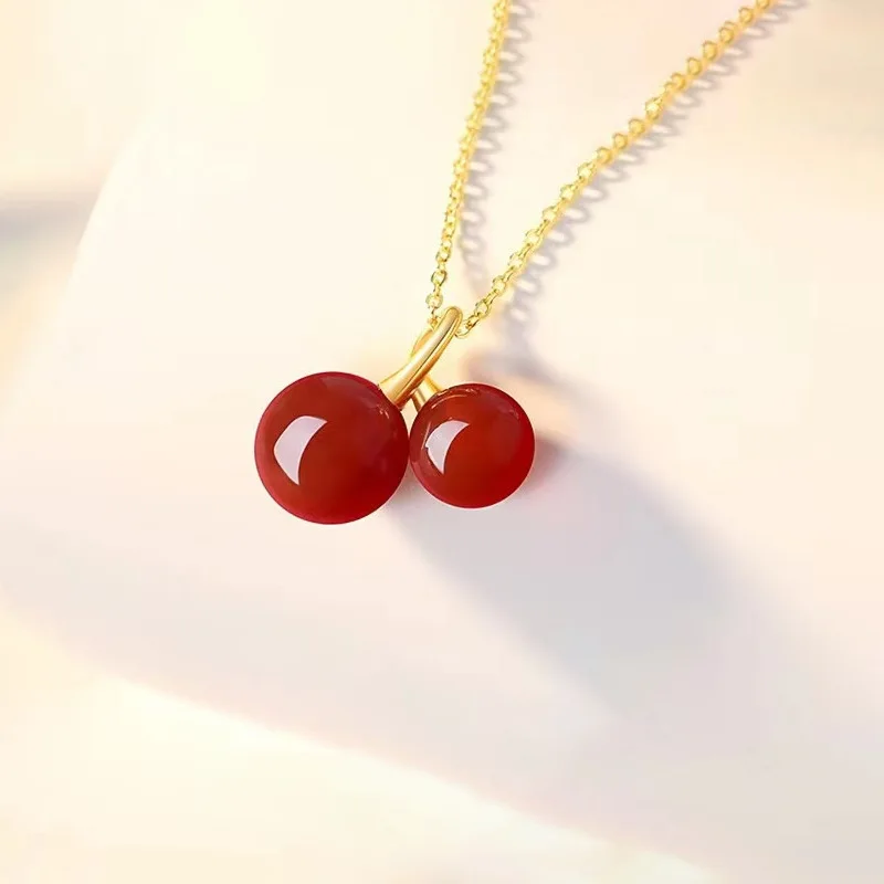 

Real 18K Gold Red Agate Cherry Pendant for Woman Luxury AU750 Pendant Necklace Fine Jewelry High-quality Banquet Gift