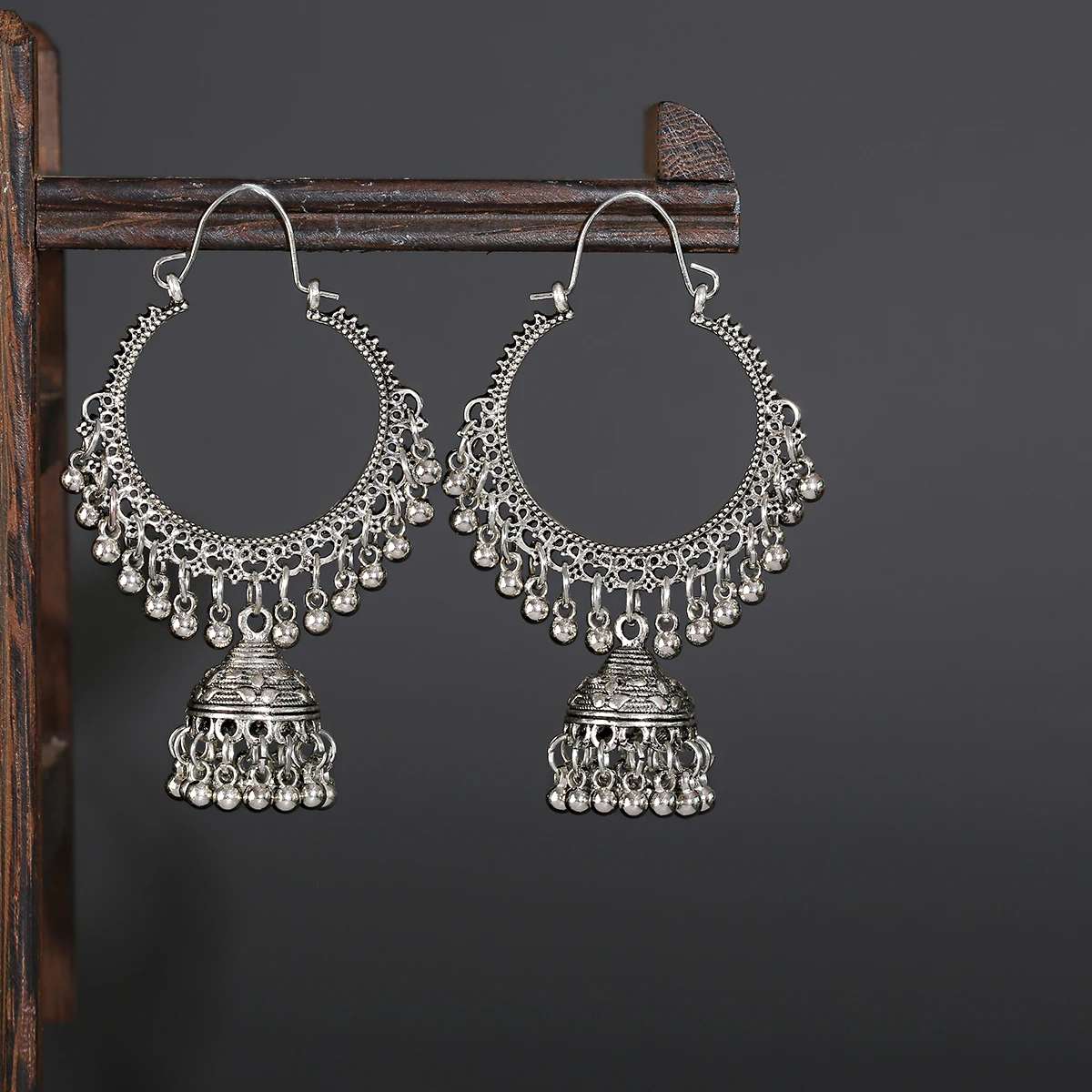 2023 Retro Indian Jhumka earrings for Women Bohemia Ethnic Metal Earring Turkey Geometric Drop Gypsy Jewelry Gift