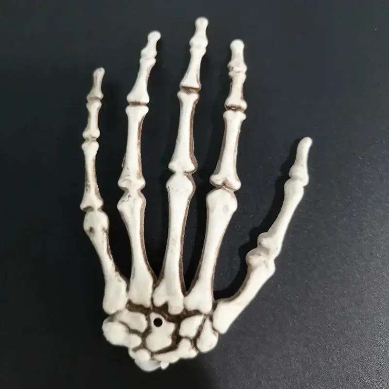 1Pairs Terror Halloween Keleton Claw Hand Bone Shelf Creative Design Ghost House Thriller Decorate Prop Evil Keleton Claw Hand