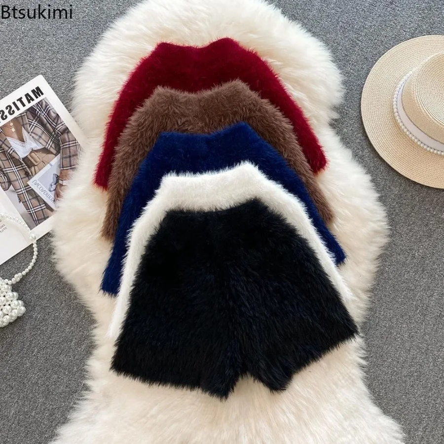 

2025 Women's Autumn Winter New Solid Color Knitted Shorts Korean High Waist Bottoms Causal Fashion Warm Sweater Shorts for Women