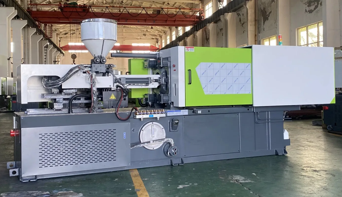 Electric One Step Horizontal Injection Molding Machine Four Station PLC ABS PP PET PVC Custom