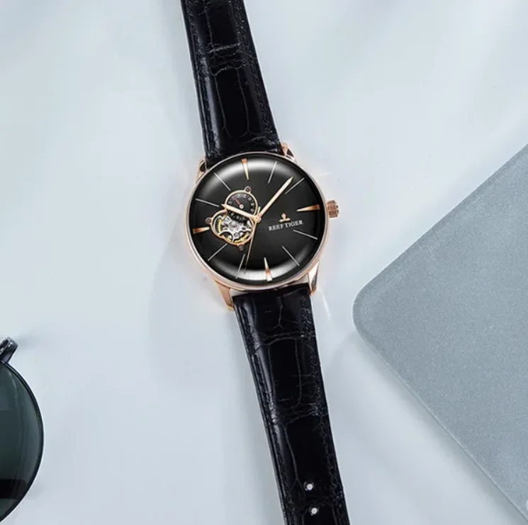 

Reef Tiger Мужские автоматические часы 43 мм с автоподзаводом Механические наручные часы Водонепроницаемые пузырьковые сапфировые скелетонизированные циферблаты Кожаный ремешок