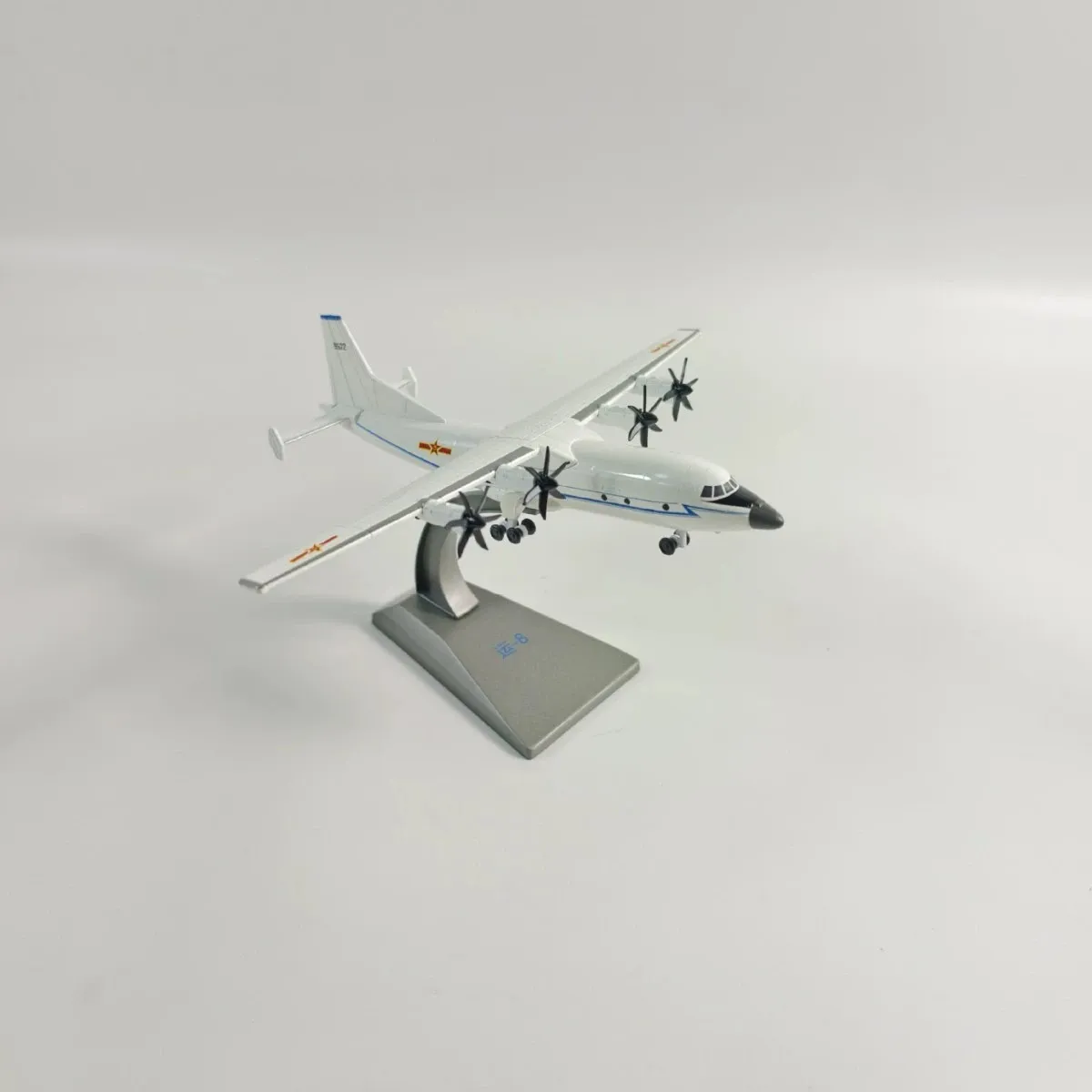 1:200 Scale Alloy Transport Aircraft Chinese Y-8 Fighter Model Simulation Diecast Airplane With Stand Aviation Collectible Gifts