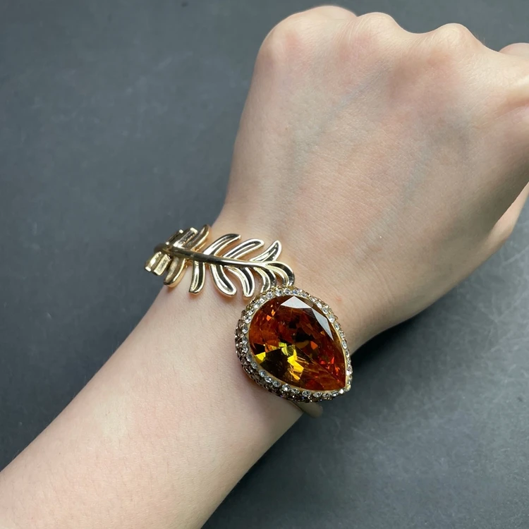 Großes Diaspore-Zultanit-Armband-Ring-Schmuckset, Tropfenförmiger Sultanit-Stein, Farbwechselnde Edelsteine, Schmuck für Damen, Hochzeits- und Partygeschenk – Detail 3