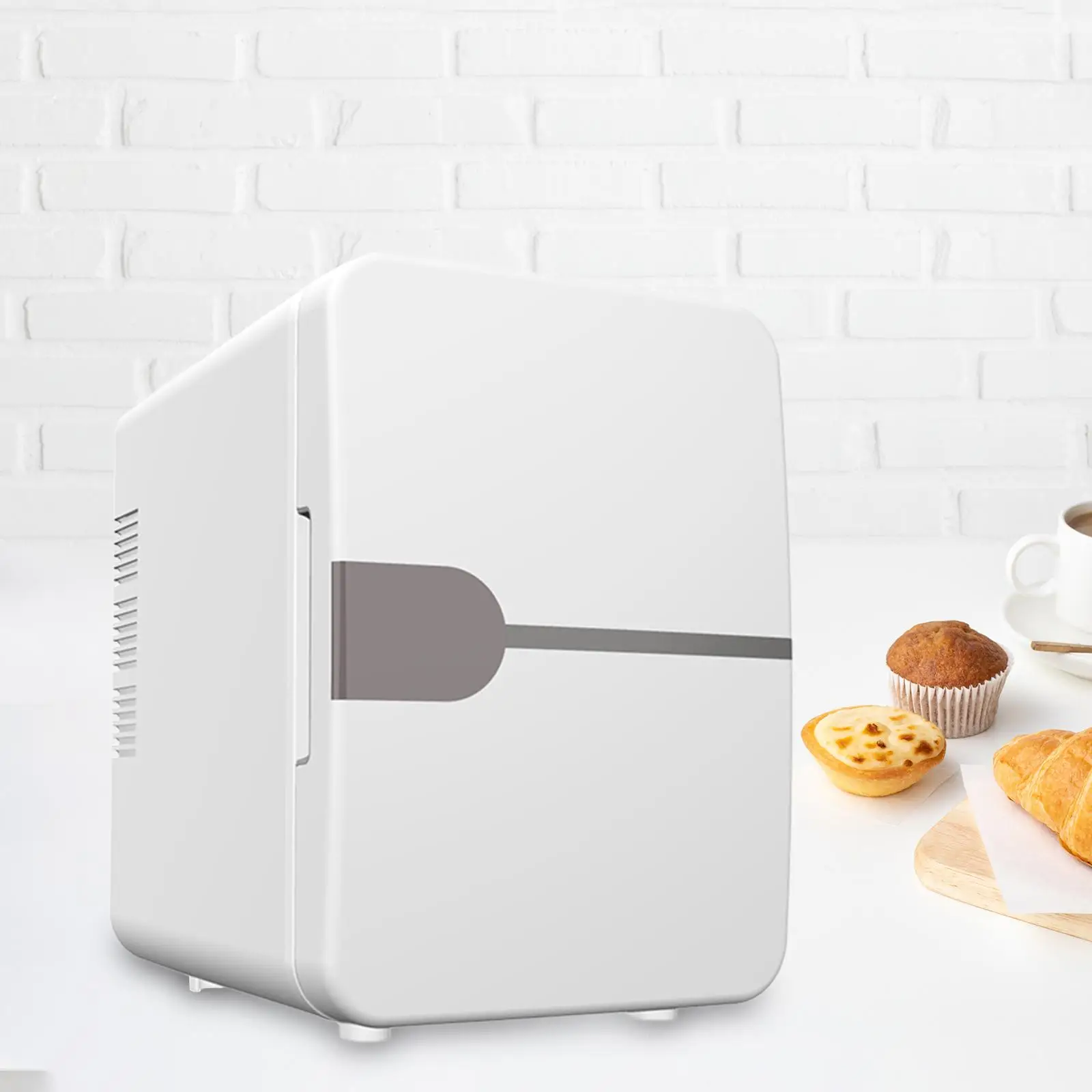 Compact Refrigerator Flat Design Fridge Little Tiny Fridge Mini Fridge Skincare Fridge for Food Desktop Office Drinks Outdoor