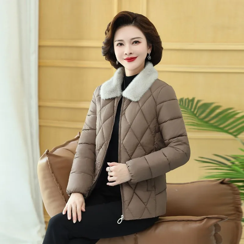 Women Lightweight Cotton Padded Parkas Short Jacket Casual Mom\'s Coat Autumn And Winter cotton Outwear