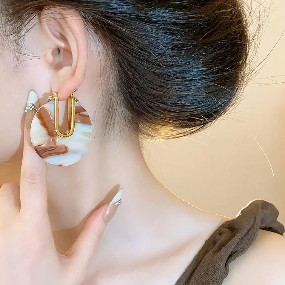 

Simple Vintage Acetate Hoop Earrings Trendy Acetic Acid Leopard Print Earrings Gold U Shape Geometric Earrings Women