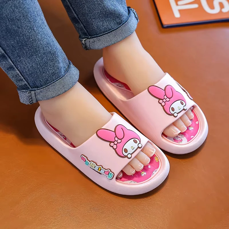 Pantofole sandali per bambini originali Sanrio Kitty Yuji Dog Melody, pantofole estive per il bagno interno, antiscivolo, per la casa del bambino