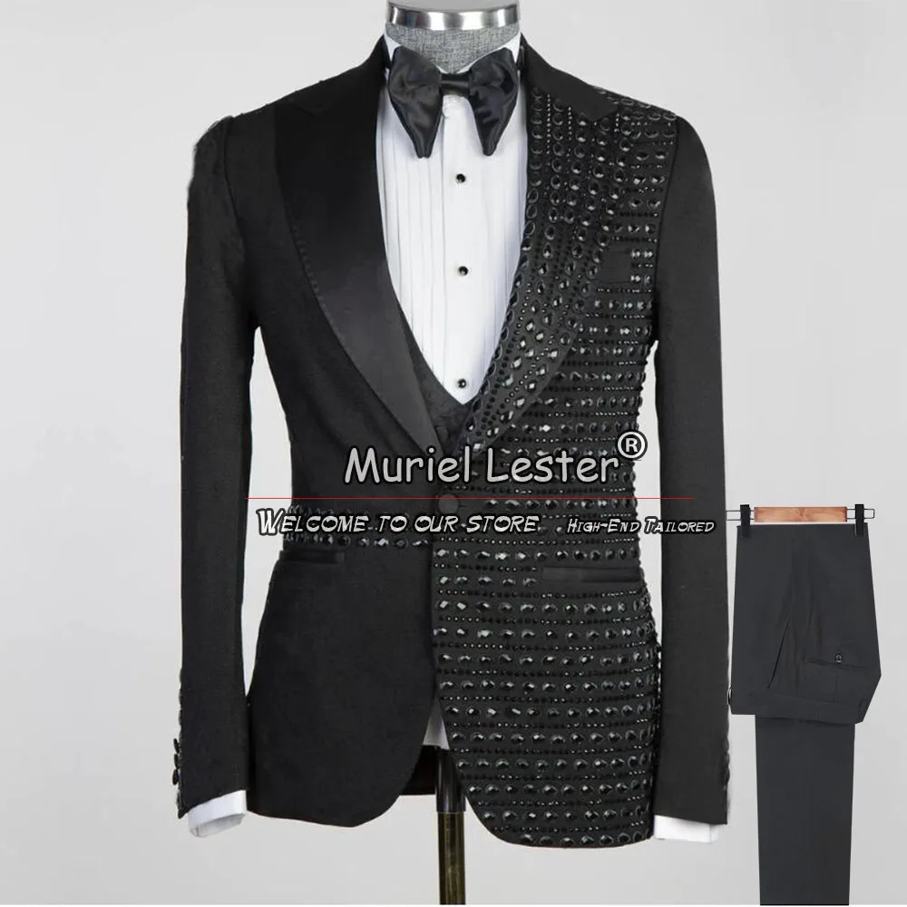 

Black Stone Beaded Men Suits Luxury Groom Wedding Tuxedos Tailored 3 Pieces Business Dinner Party Office Notch Lapel Blazer Sets