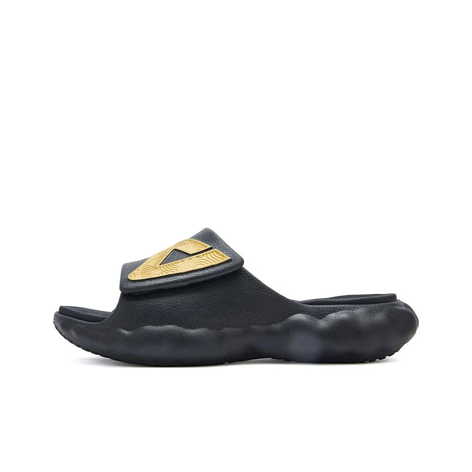 Pantuflas PEAK Taichi Cloud Quiet Slide para Hombre, Color Negro y Dorado