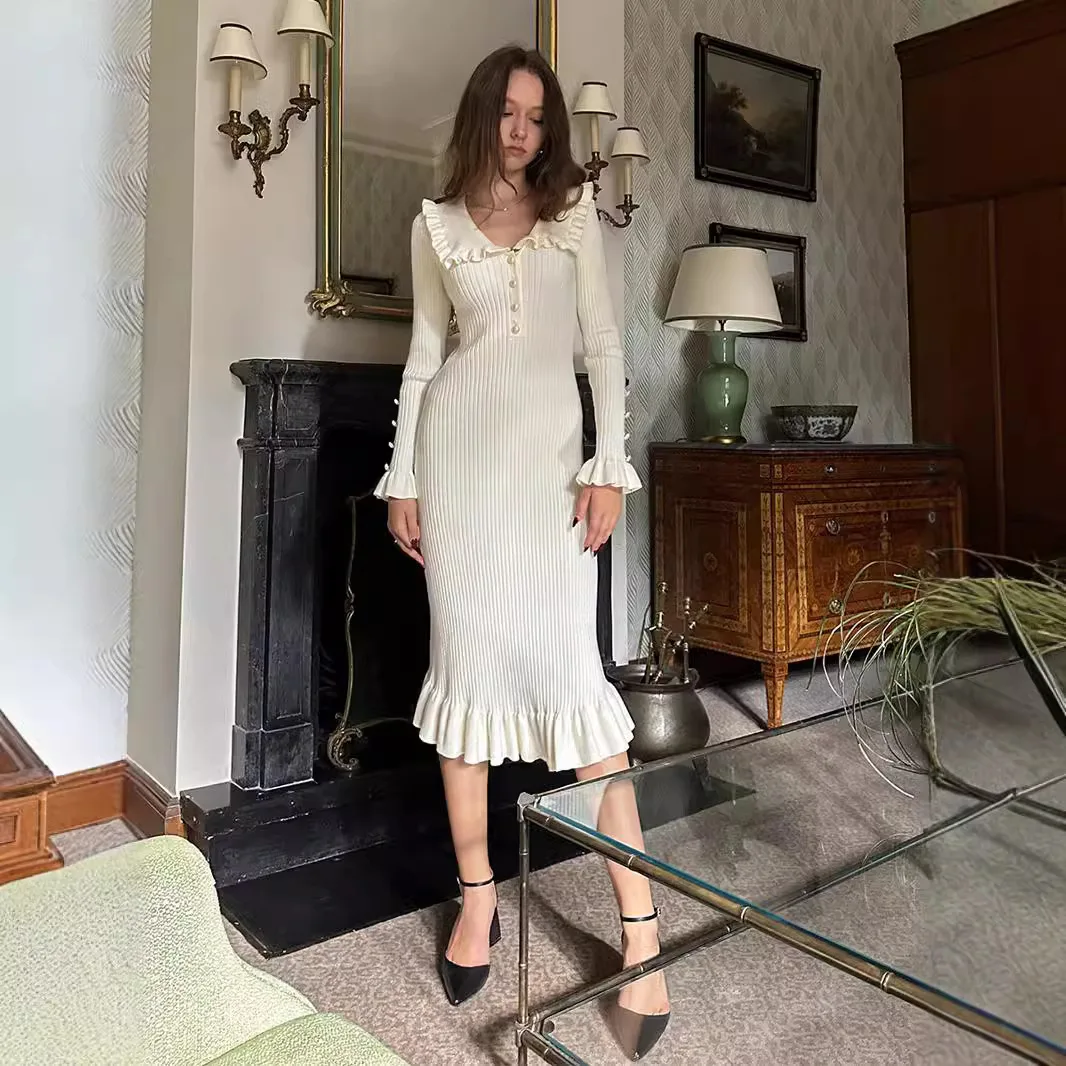 Europese en Amerikaanse jurk met ruches voor dames 2025, herfst en winter, nieuwe gebreide rok, Franse retro lange rok
