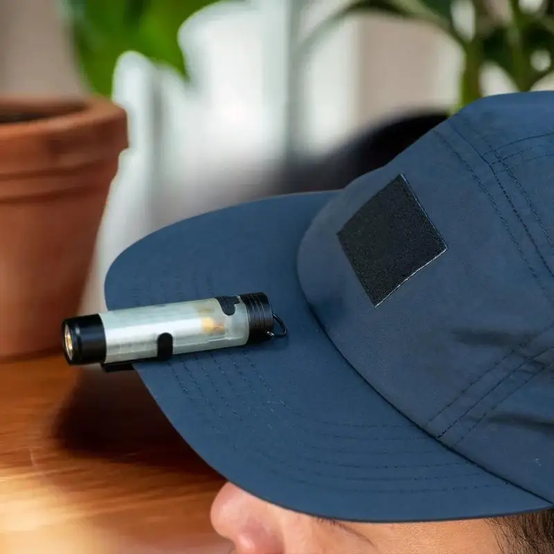 1 قطعة مصباح يدوي صغير مع مصباح LED متين لحالات الطوارئ والاستخدام الخارجي - يتميز بغطاء مشبك المفاتيح وعمر بطارية طويل.