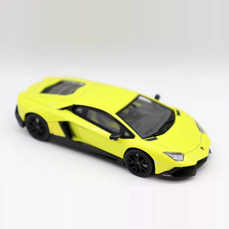 

1:43 Aventador LP720-4 50 ° Anniversario 2013, литье под давлением автомобиль из сплава и игрушечный транспорт, модель автомобиля, миниатюрная масштабная модель автомобиля для детей