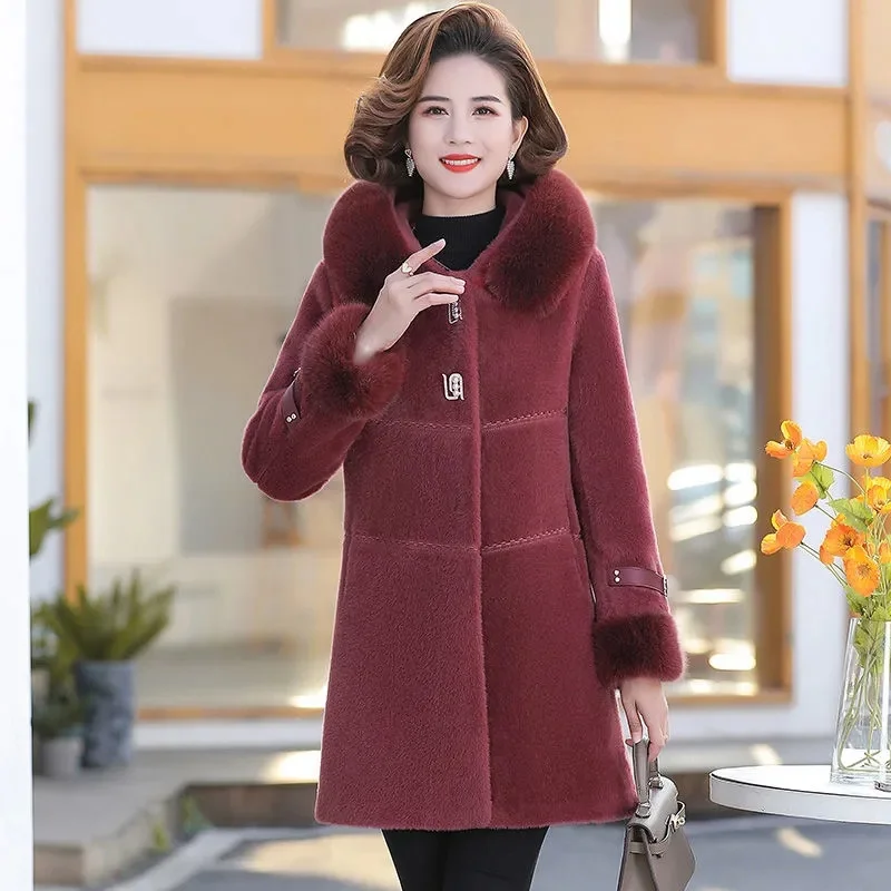 Middle Aged and Elderly Women\'s 2024 Winter Clothing New Mink Velvet Jacket Medium Length 40 Year Old 50 New Mother\'s Thick Coat