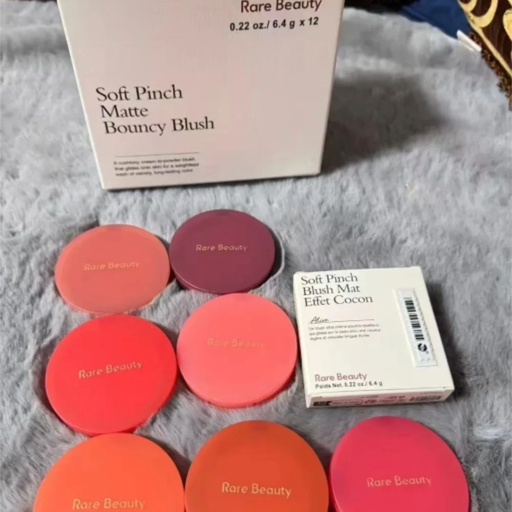 Rara belleza suave pellizco mate rubor elástico hinchable hidratante duradero HOPE HAPPY ALIVE GRATEFUL placa de rubor colorete monocromático