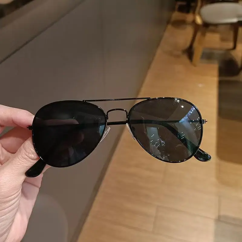 Klassische Piloten-Sonnenbrille für Kinder UV400 Metall Vintage Fahr-Sonnenbrille Outdoor Niedliche Mädchen Jungen Mode Sommer UV Kinder-Eyewear – Detail 4