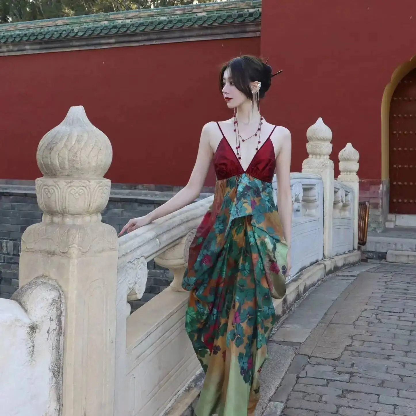 New Chinese Style Red Skirt Long Dress Niche Design Dress Slimming Pattern Red Backless Dress Sexy Long Fishtail Dress For Women