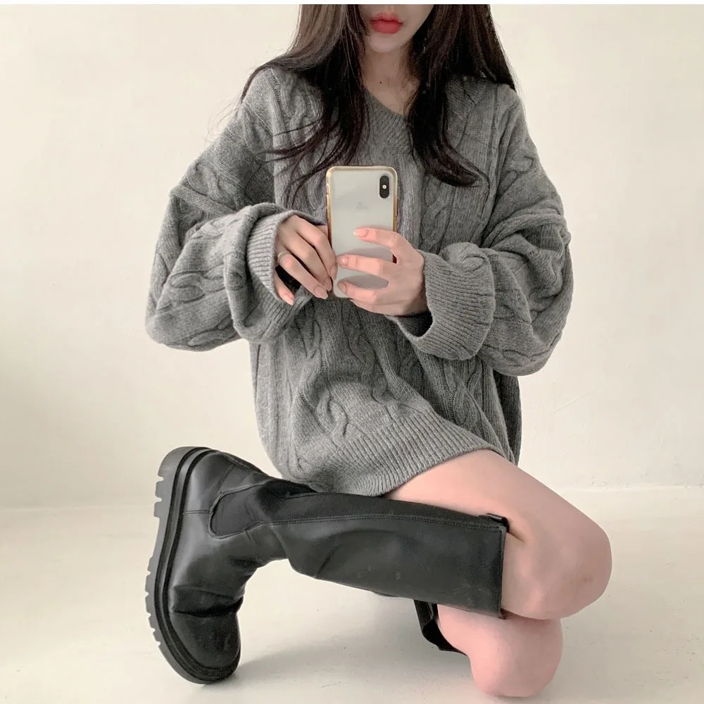 كوريا فضفاضة كسول الخريف والشتاء سترة برقبة على شكل v المرأة المقلية العجين التقلبات حفرة قطاع بسيط سميكة الحياكة