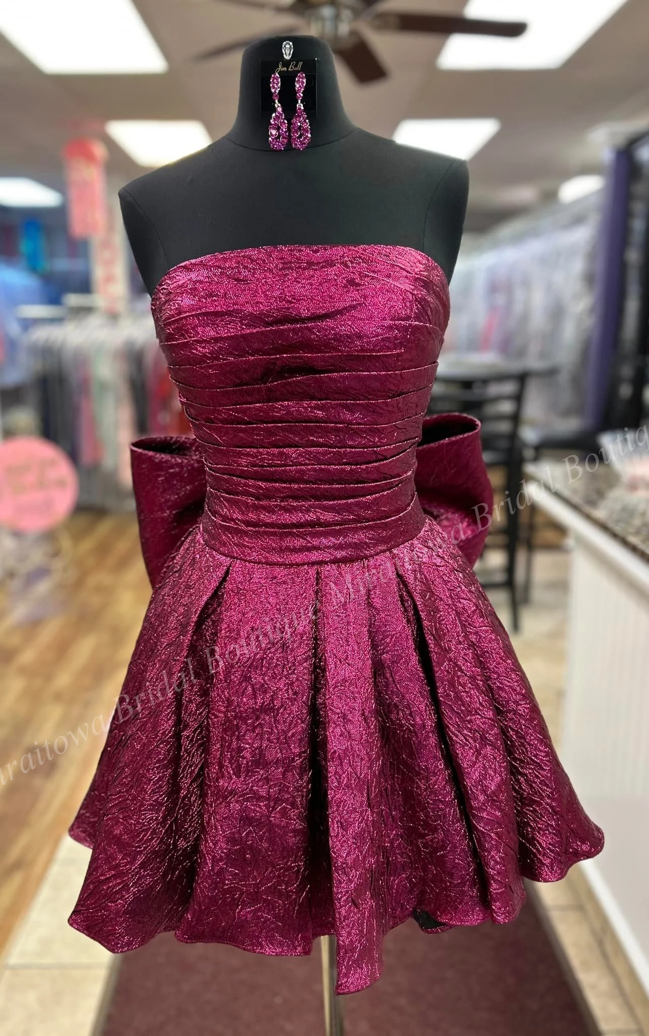 Metallic Brocade Cocktail Party Dress Big Bow Back-to-School Little Black Sweet 16 Winter Formal Event Hoco Gala Gown Black-Tie