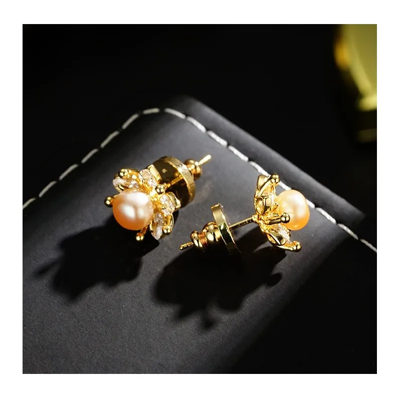 

Flower Pink Natural Freshwater Beads Inlaid with Zircon Fashion Sweet Korean Version Temperament Exquisite Stud Earrings
