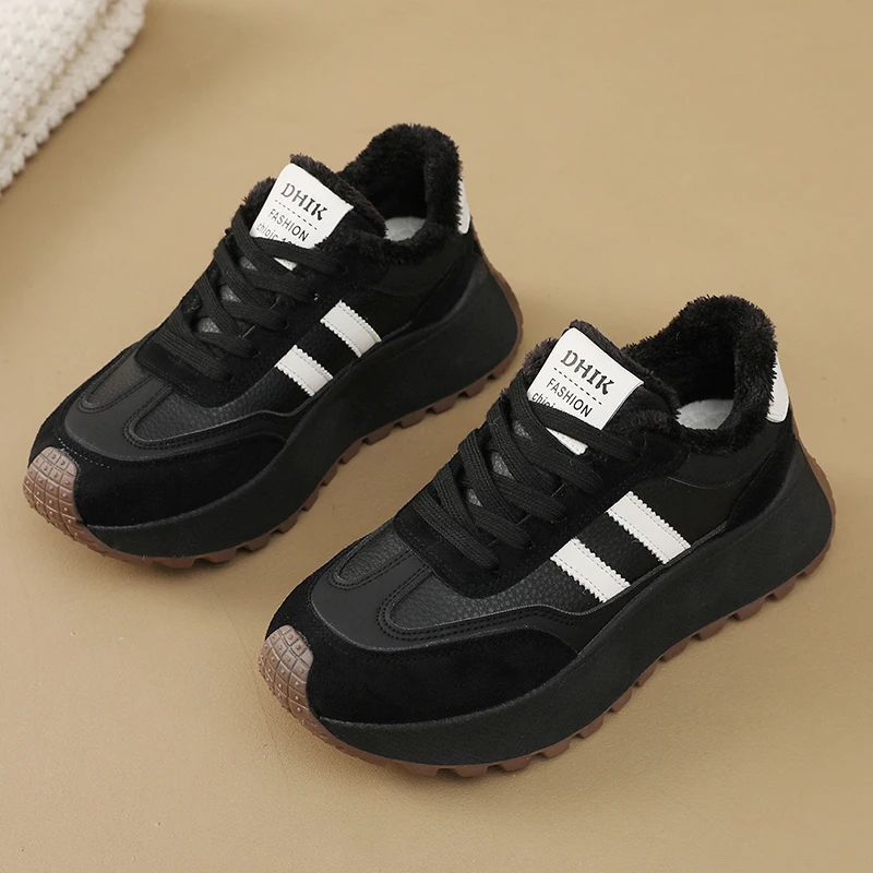 Bn033 أحذية نسائية 2025 الخريف والشتاء نمط جديد مبطنة بالصوف خفيفة الوزن فورست غامب أحذية رياضية نسائية ريترو زيادة سميكة سوليد أبي الأحذية