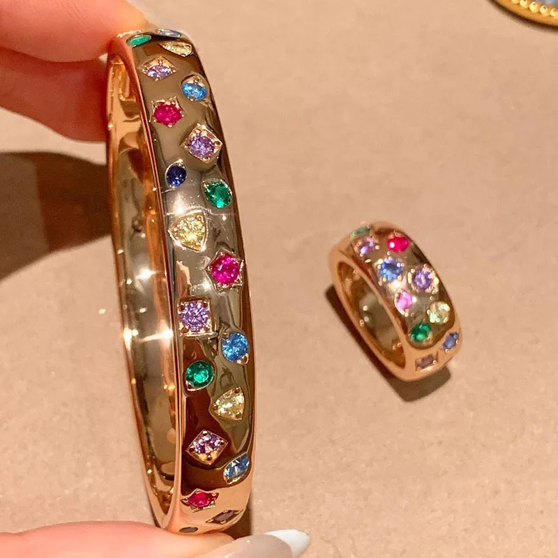 

Classical Gloss Wide Inlaid Colorful Sparkling Diamonds Bracelets for women High Grade Vintage Bracelet Banquet Jewelry Gift