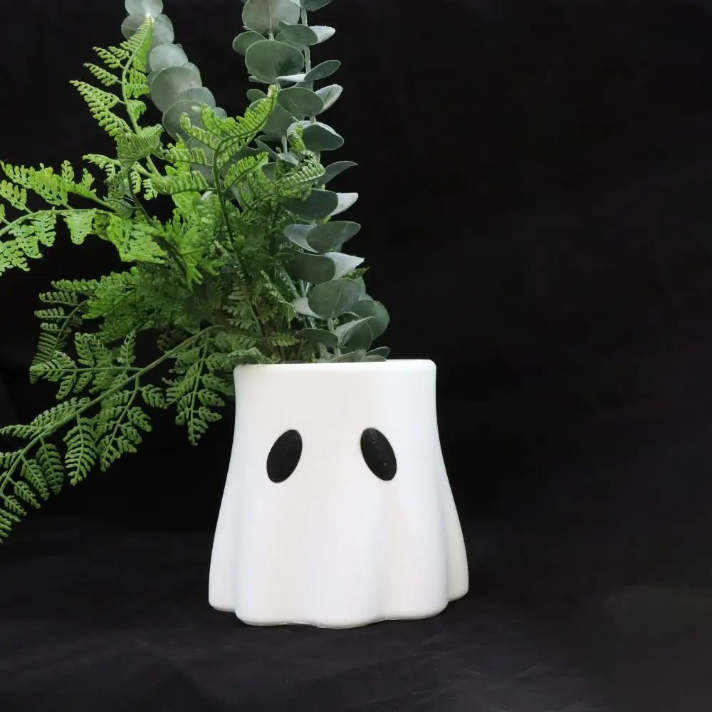 Durable Plastic Ghost Planter Ghost-Themed Haunted Design Halloween Ghost Bucket Versatile Piece Unique Gift Candy Bowl