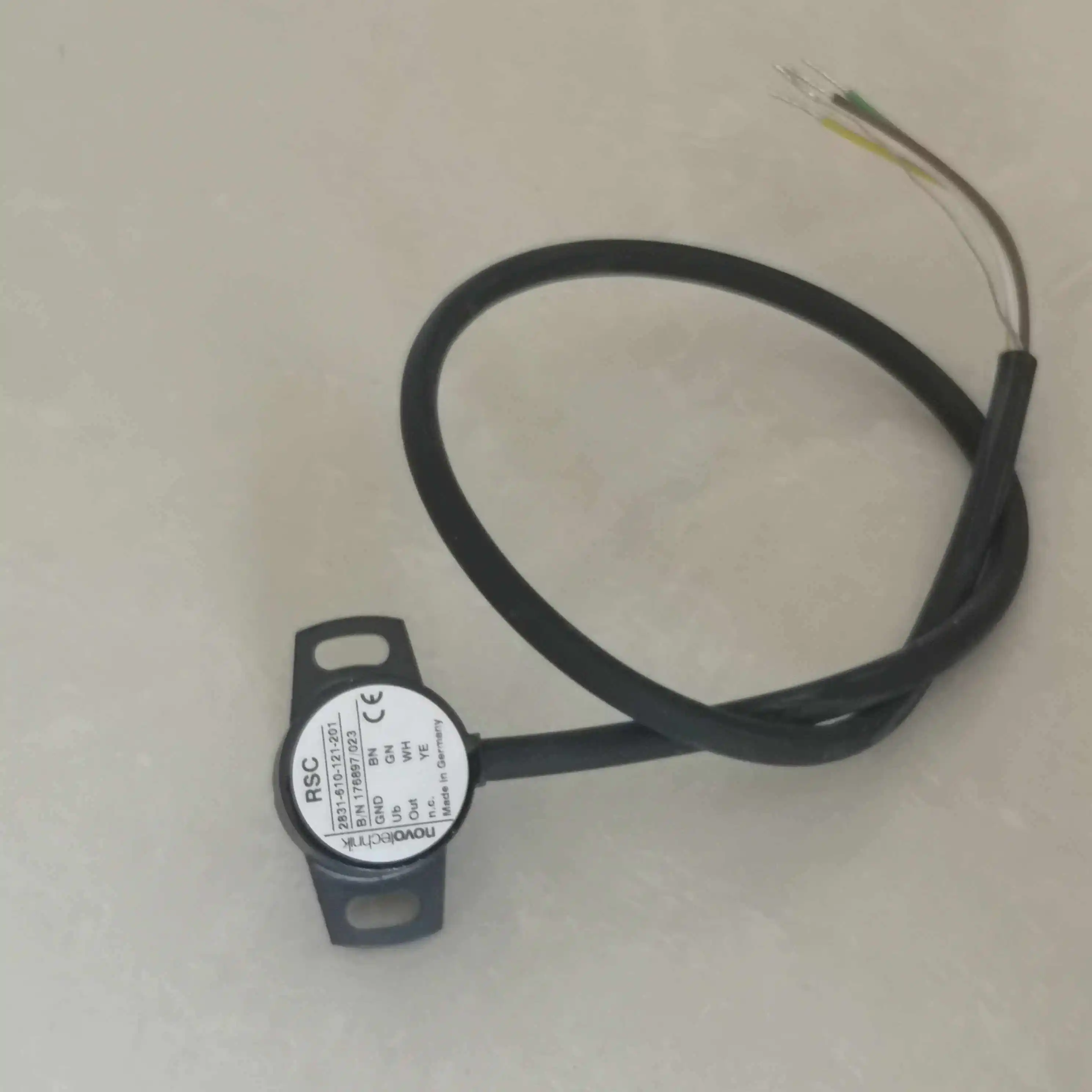 RSC2801 RSC2831 610 121 201 angle sensor position transmitter brand new imported