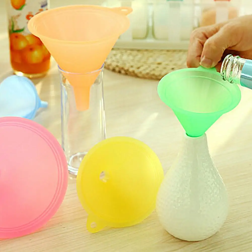 5PCS 5 Size Colorful Plastic Mini Funnels Kit Food Grade Small Kitchen Oil Funnel Set Hanging Hole Wide Mouth Funnels Oil Funnel