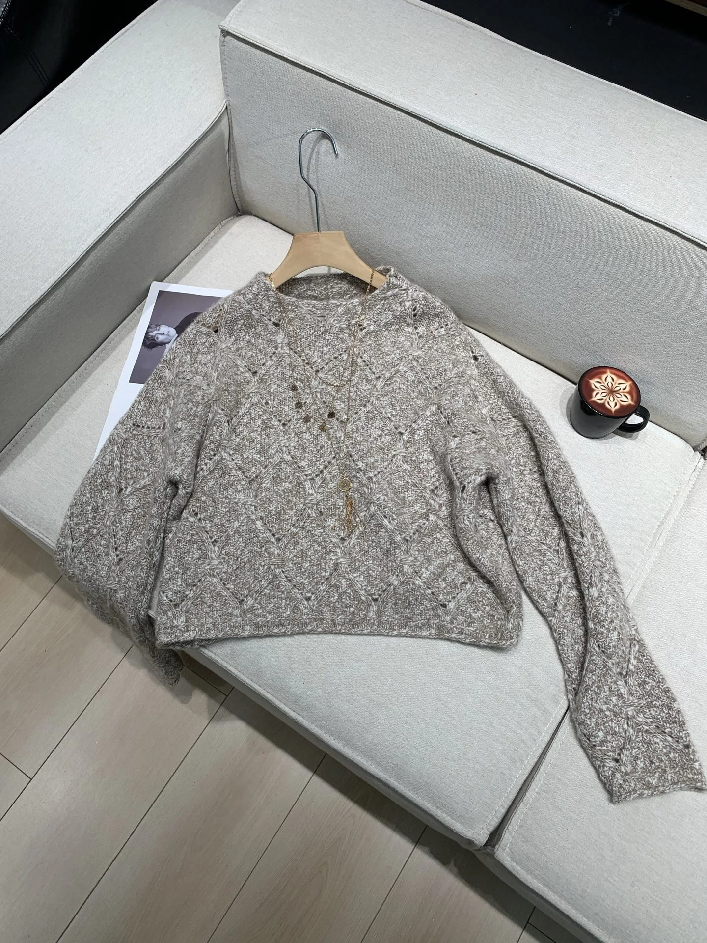 

Новый осенне-зимний высококачественный модный повседневный блестящий вязаный свитер из чистого кашемира для женщин