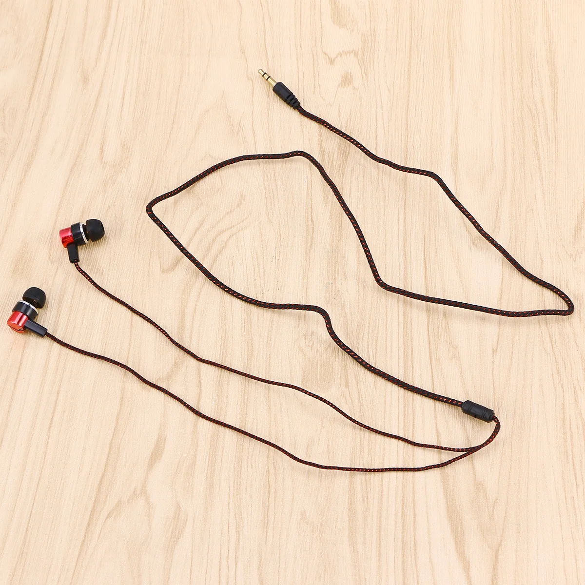 

In-Ear Earphone Red 3.5Mm Plug Stereo Heavy Bass Noise Cancelling Lightweight Comfortable Fit For Music Running Gym