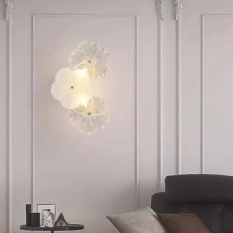 Iron Flower Wall Lamp Modern Luxury Tricolor Wall Light Living Room Bedroom Study Lighting Lamps High Color Rendering Lights