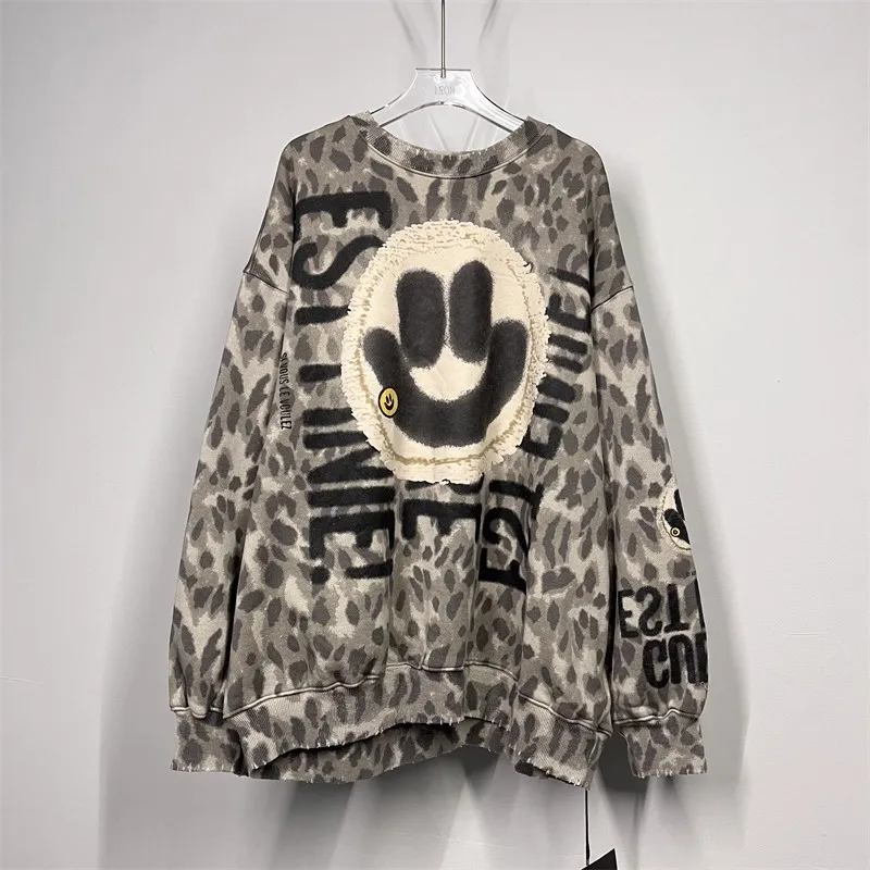 

Мужская толстовка оверсайз с длинным рукавом, осенне-зимняя, с принтом «Леопард и смайлик», винтажная, свободного кроя, модная, для пар