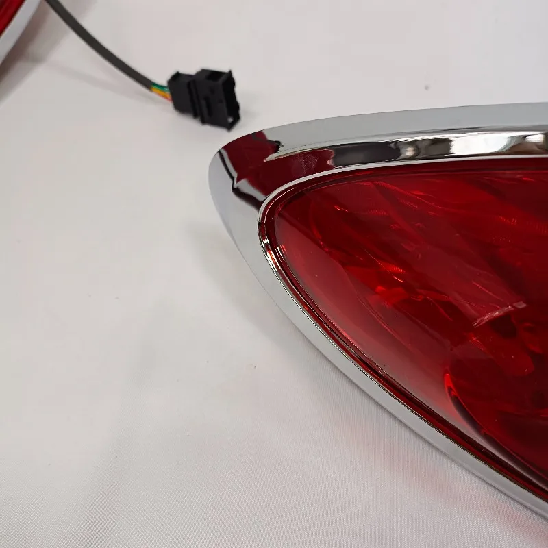 Car Tail Lamps Taillight Assembly OEM 36A945207DD 36A945208DD for Bentley Bentayga 2021 New Style LED Tail Light view 4