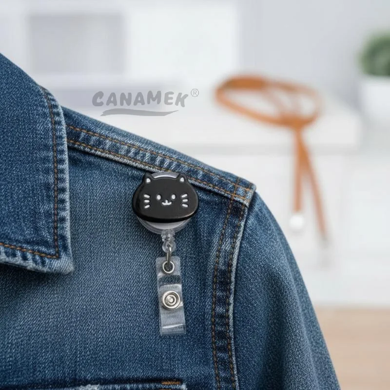 Cute Cat Retractable Badge Holder Anti-Loss Scratch Resistant ID Clip for Nurses Students Teens