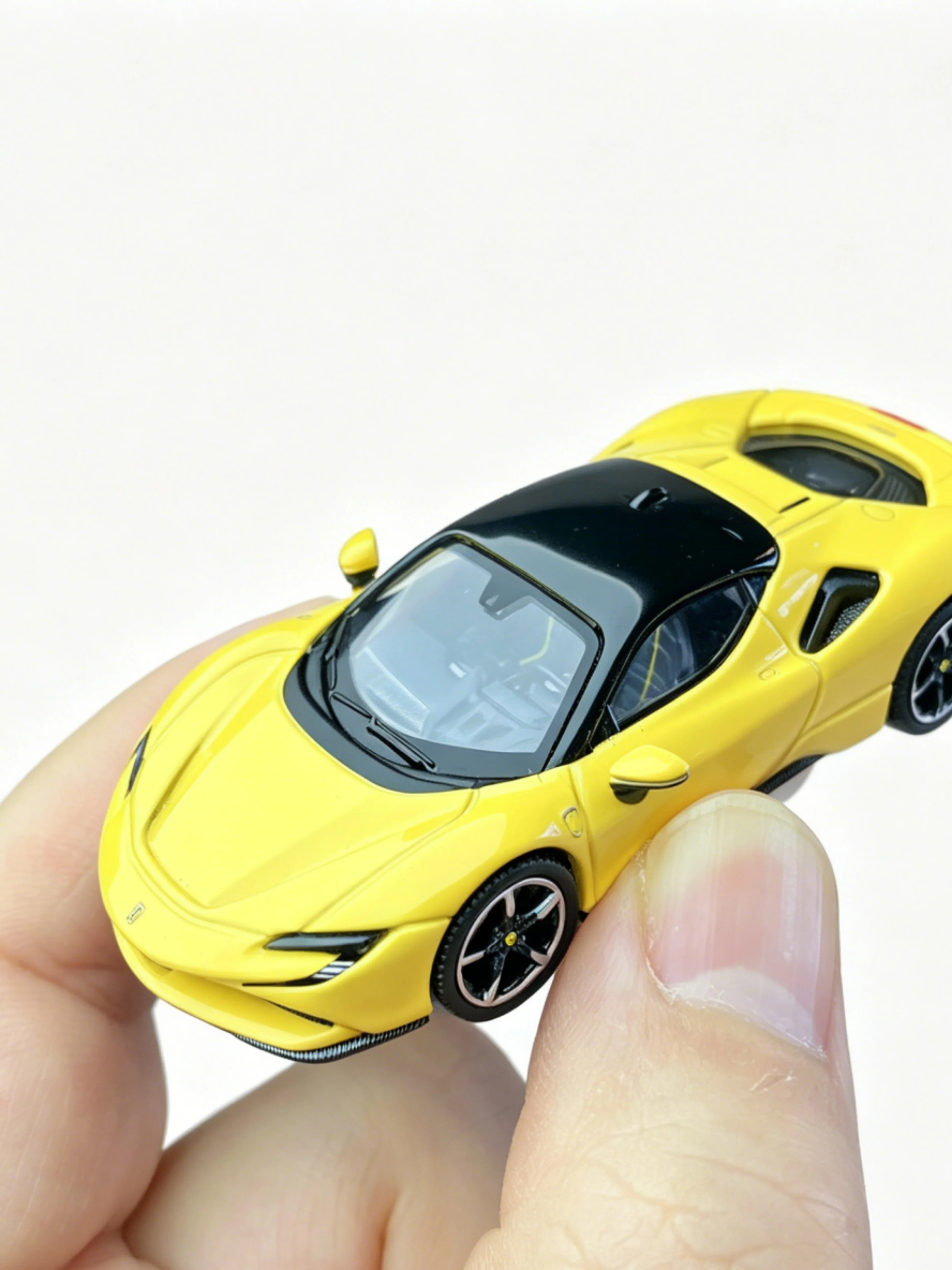 BBR MODELS 1:64 - SF90 STRADALE GIALLO MODENA YELLOW Model Car Limited Edition Alloy
