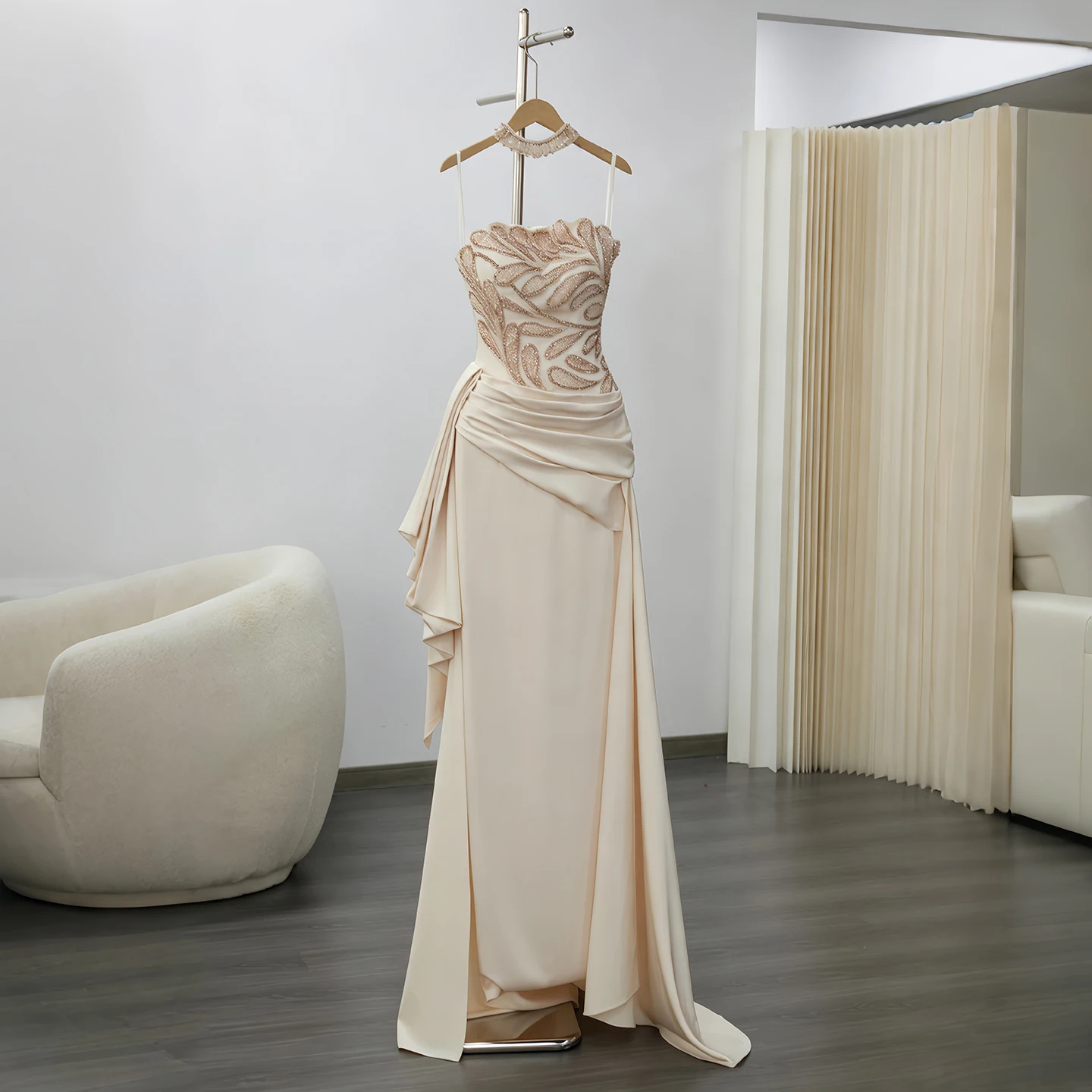 Sharon Said Elegantes Langes Formelles Abendkleid Luxuriöses Perlenbesetztes Plissiertes Damenkleid für Hochzeitsgäste Arabisches Kleid SS242 Maßanfertigung – Detail 16