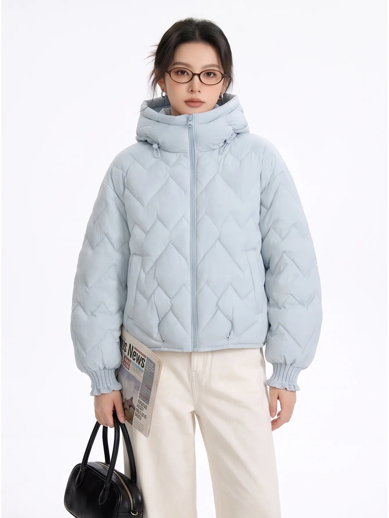 Korean Style Lazy Short Lightweight Quilted down Jacket 2026 Winter Hooded Loose Small Size Versatile Cold Proof Outerwear