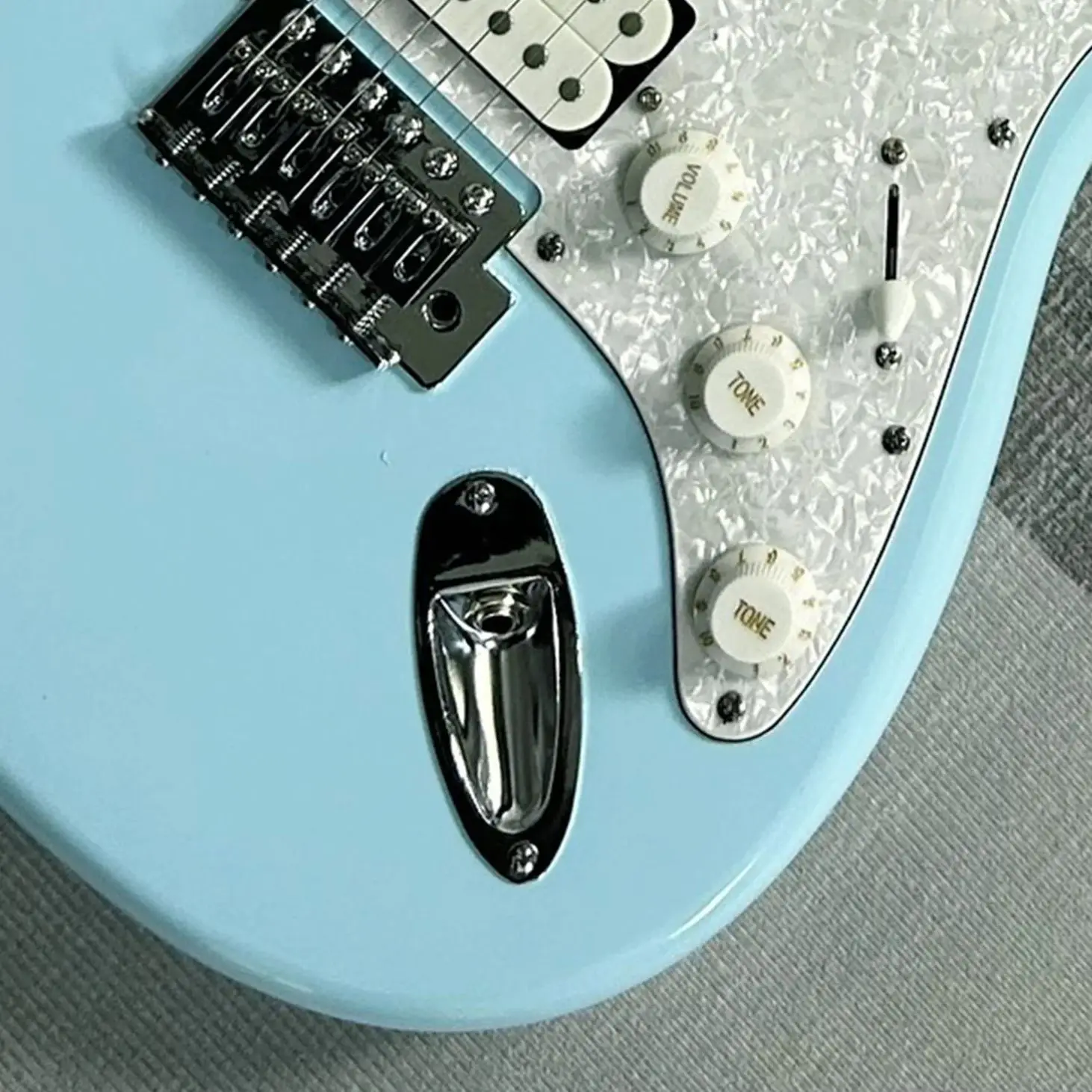 High Quality Sky Blue Strat Electric Guitar STa Version ,White Pearls Pickguard,SSH Pickup Custom Shop