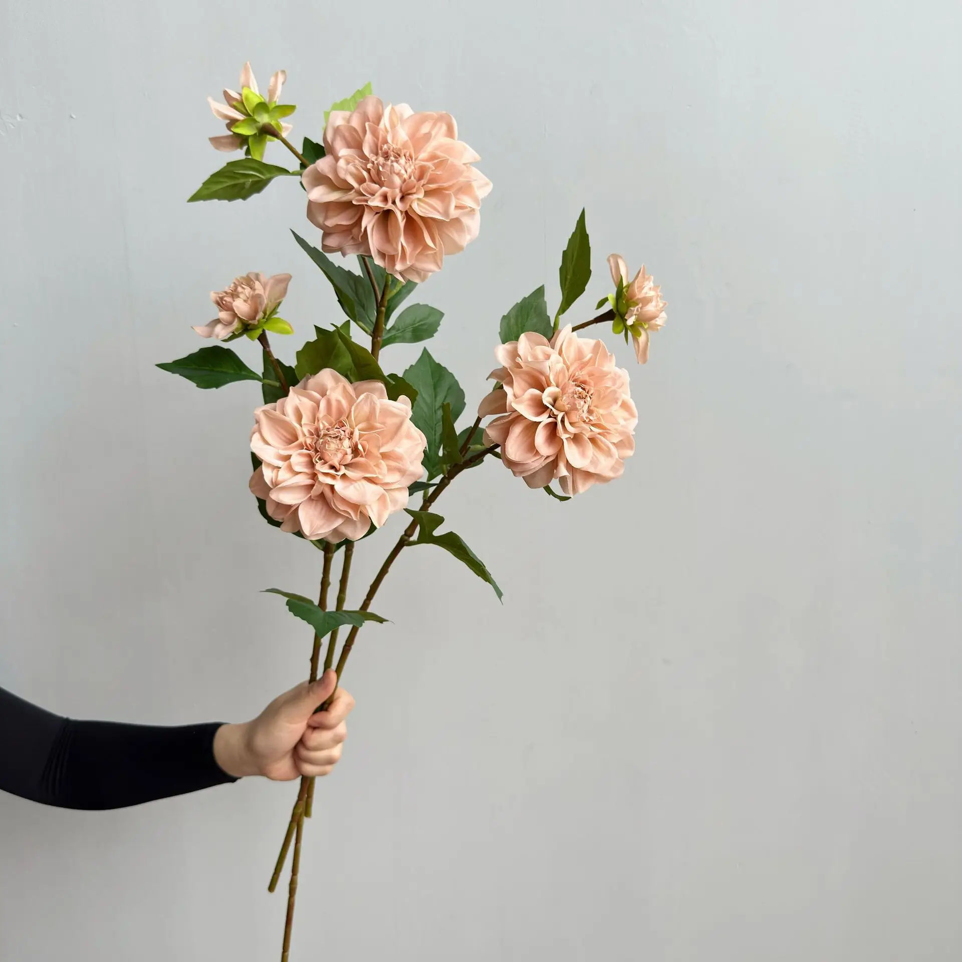 3-teiliges Set mit 2-köpfigen, feuchtigkeitsspendenden Dahlien, künstliche Blumen für die Heimdekoration, künstliche Dahlien, DIY-Brautstrauß, Hochzeitstisch-Blumendekoration – Detail 7